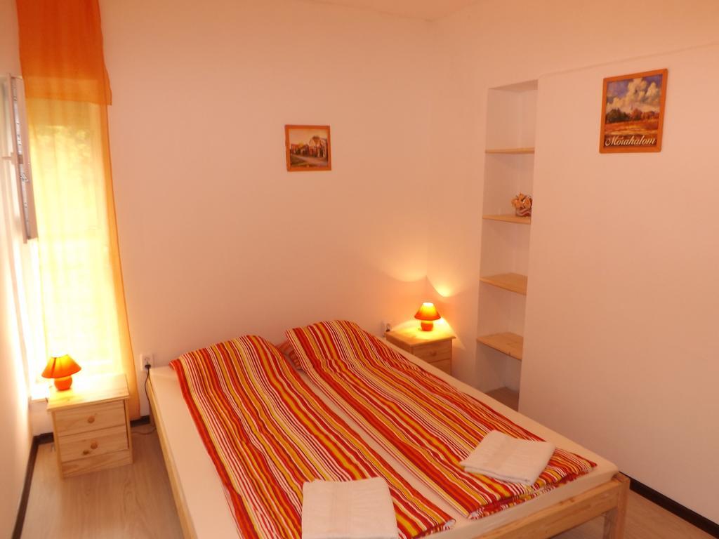 Pataki House Daire Mórahalom Oda fotoğraf